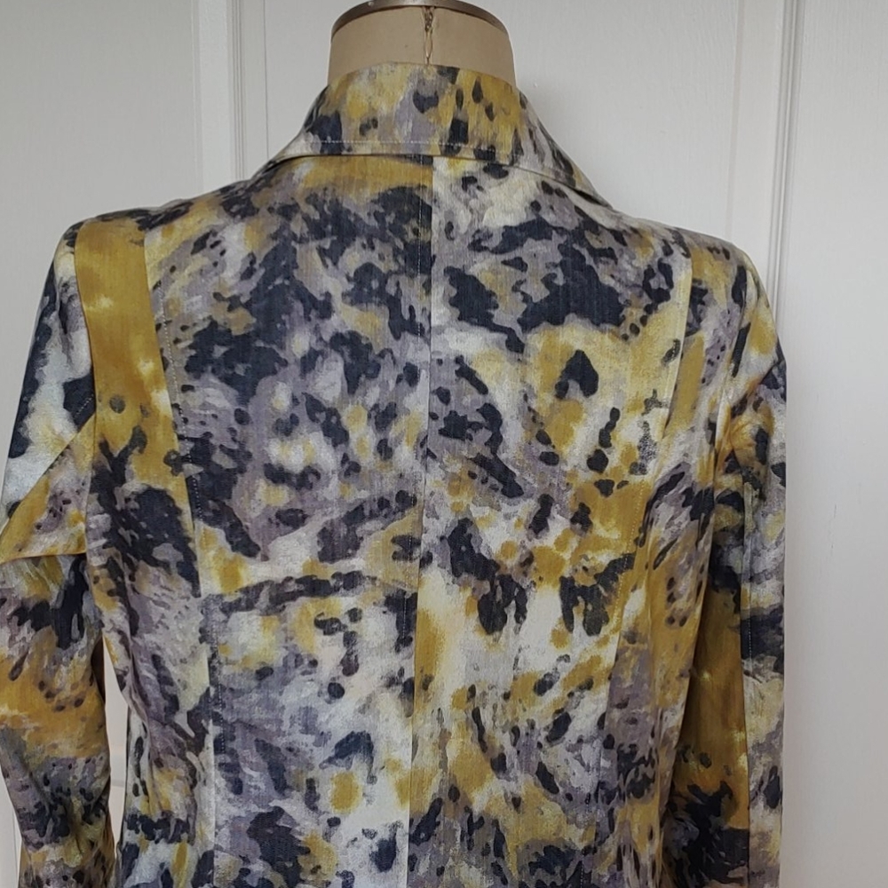 ⭐ Simon Chang Jacket - Picture 7 of 15